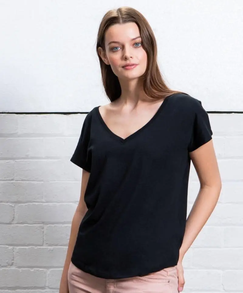 image_94822.jpg Dámske tričko Loose Fit s V výstrihom - čierne S – Obrázok 1