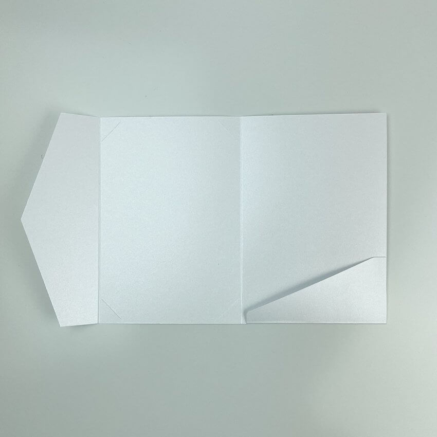Obal z perletoveho papiera